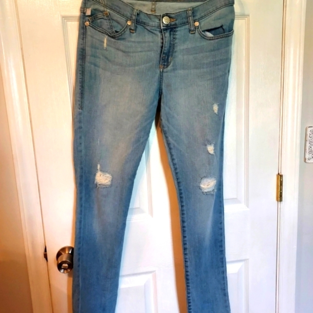 Rock & Republic Berlin Distressed Jeans Med Wash 10